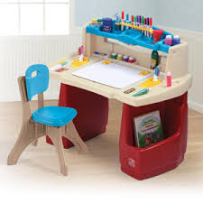 This step 2 deluxe art activity desk is guaranteed to give your little ones hours of fun picking their favourite crayons, pens. Step2 Deluxe Art Master Desk With Chair Toys R Us
