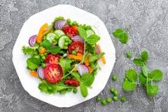 What should I put on my salad to lose weight?