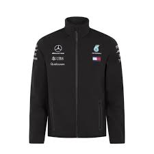 After winning at the track in formula ford and in the british f3, senna was even nicknamed silvastone by the uk press. Jaqueta Softshell Oficial Equipe F1 2018 Masculina F1 Mercedes Benz Preto Netshoes