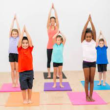 yoga teacher trainings childlight