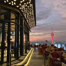 But instead i am suspended 45 meters in the sky hoisted by a crane, and i am surrounded by a 360 degree view of kuala lumpur. 8 Sky High Restaurants In Kl That Have Spectacular Views Of The City