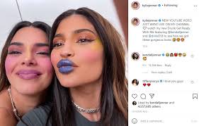 However, now at 23, kylie is practically unrecognizable compared to her former self, and it mostly likely has more to do with plastic surgery than puberty. Kendall Kylie Jenner Got Drunk While Doing Their Makeup Tutorial Video