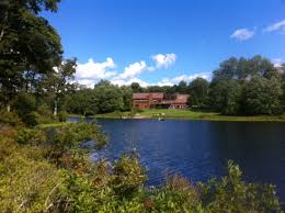 poconos lakefront home pocono