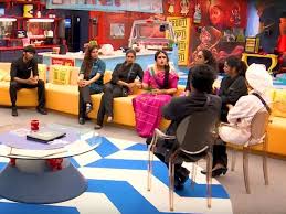 Minutes before announcing the winner, kamal asked both the finalists to switch off the lights inside the. Bigg Boss Tamil 3 August 12 2019 Preview Vanitha Vijayakumar Is Back In The House Takes On The Housemates Times Of India