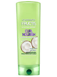 It is formulated with organic blueberry extract that contains proanthocyanidins that enter the hair follicles to enhance growth, decrease hair loss, and slow down graying. Curl Nourish Conditioner Garnier Fructis