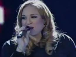 Em especial do "X Factor Indonesia", Melanie Amaro canta "Long Distance"
