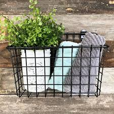 Whitney Rustic Metal Wire Basket Wall