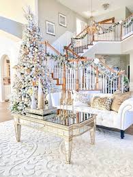 gold christmas living room