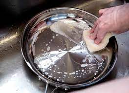 how to clean stainless steel pans 1