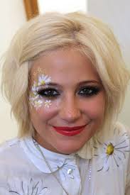 pixie lott s v festival makeup