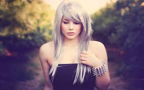 That is why we are seeing this romantic and sexy look of this lady with. Cute And Creative Emo Hairstyles For Girls Emo Hair Ideas