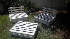 diy designed pallet patio furniture set