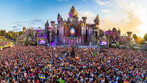 It now stretches over two weekends and usually sells out in minutes. How To Experience Tomorrowland Festival In Style
