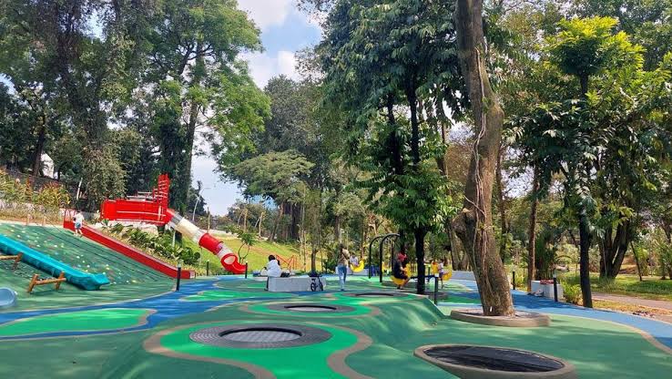 Taman Bendera Pusaka yang Cantik dan Kekinian di Jakarta Selatan