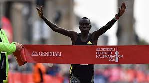 Joyciline jepkosgei took the generali berlin half marathon with a spectacular course record of 65:16. Bmw Berlin Marathon Bmw Berlin Marathon Com