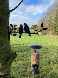 Love Doves Metal Bird Feeder Garden