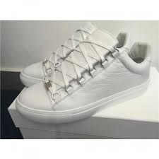 Balenciaga Arena Low Top Creased Leather Sneakers White