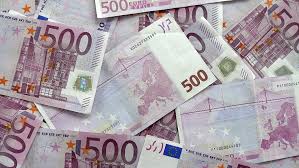 Review of a 500 euro bill and compared to a 5 euro bill. Nicht Mehr Zu Haben Aus Und Vorbei Fur 500 Euro Schein N Tv De