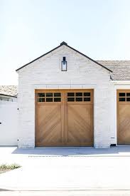 30 Garage Door Styles And How To Choose