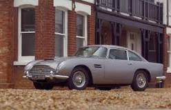 who-owns-the-aston-martin-db5-in-skyfall