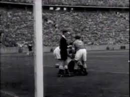 England and germany had also been drawn together in the same qualifying group for the 2002 fifa world cup. Deutschland England 1 3 1956 Youtube