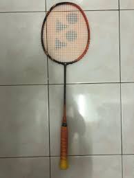 The bg66um has a 0.65mm thin gauge and the perfect balance of maximum speed, control, and durability, making it the best choice for the world's top players. Yonex Astrox 69 Sunshine Orange Sports Other On Carousell
