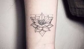 2020 tatuagens femininas no braço delicadas; Flor De Lotus Tatuagem Preta Colorida Masculina Feminina Mais