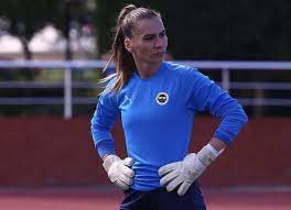 Fenerbahçe kadın futbol takımı kalecisi Ezgi Çağlar kimdir, nereli, kaç  yaşında? Ezgi Çağlar hangi takımlarda oynadı,