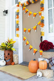 12 fall door decorations that aren t