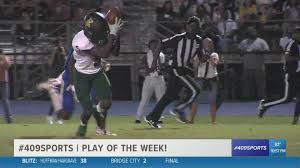 East Chambers High School's Jacoby Perrault connects with KK Morris for the  week 3 Play of the Week | 12newsnow.com