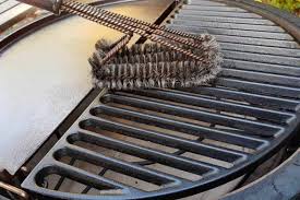 how to clean cast iron grill grates