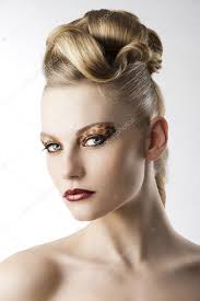 fashion with leopard makeup she