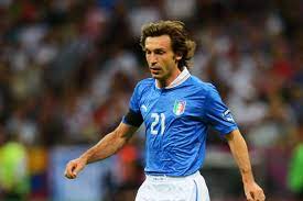 On form, there's only one winner and that's italy. Spain Vs Italy Predicting The Italian Starting Lineup For Euro 2012 Final Bleacher Report Latest News Videos And Highlights