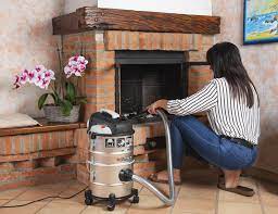 Stove With An Ash Vacuum Cleaner