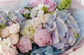beautiful soft tone flower bouquet