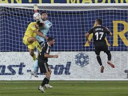Catch the latest real madrid and villarreal cf news and find up to date football standings, results, top scorers and previous winners. Real Madrid Verpasst Gegen Villarreal Anschluss Nach Oben Fussball