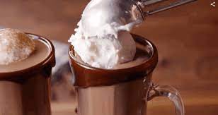Make These Decadent Hot Chocolate Floats Tonight – GIFVILLE