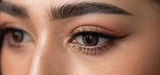 make up tips for contact lens wearers