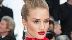 the highlighter that rosie huntington
