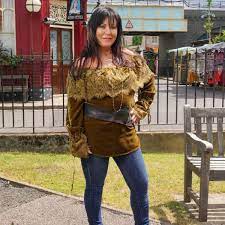 An almost compulsive liar, kat moon makes life for husband alfie range jessie wallace will be reprising her role as kat moon in eastenders next week! Inside Eastenders Kat Slater Actor Jessie Wallace S Life Including Relationships And Home Ok Magazine