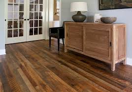 pallet flooring upcycling ideas to