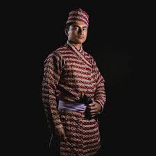 the traditional attire of nepal the