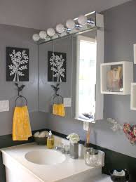 Gray Bathroom Decor