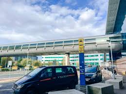 how to get from manchester airport to