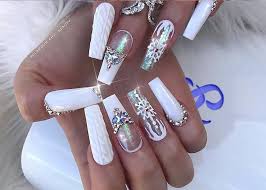 white acrylic nail designs