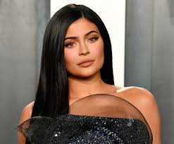 kylie jenner tells family they need to