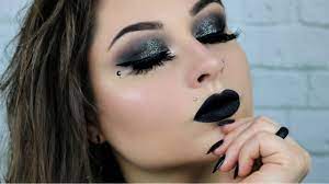 witchy makeup halloween makeup