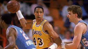 At media day on sept. Mychal Thompson Says He D Never Act Like Lavar Ball Because Klay Would Disown Him Cbssports Com
