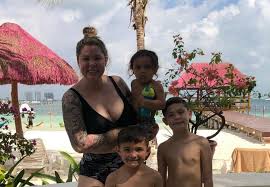 With the photo, leah included a caption talking about the kids friendship. Teen Mom 2 Star Kailyn Lowry May Want More Kids Tv Shows Ace
