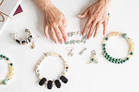10 recycled jewelry companies creating
